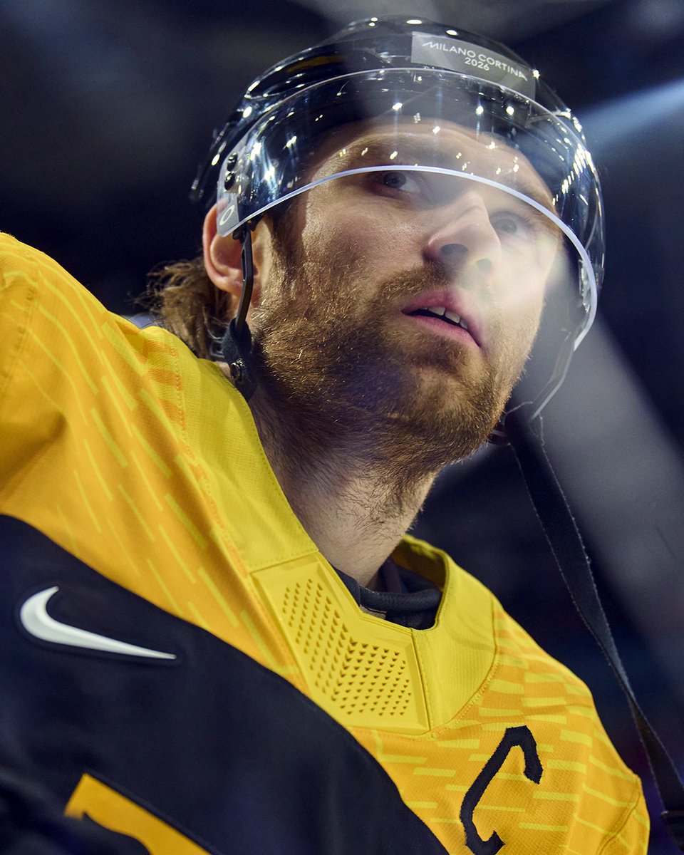 EdmontonOilers's tweet image. Let's goooo Leo &amp;amp; Sammy! 👏🇩🇪

#MilanoCortina2026 | #LetsGoOilers