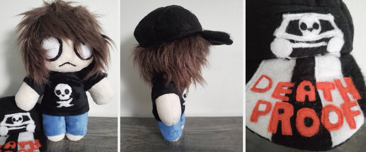 Lpieofudge's tweet photo. #jeffthekiller and #HABIT plushies are listed now. #creepypasta #everymanhybrid https://t.co/B8xGDPCWp8
