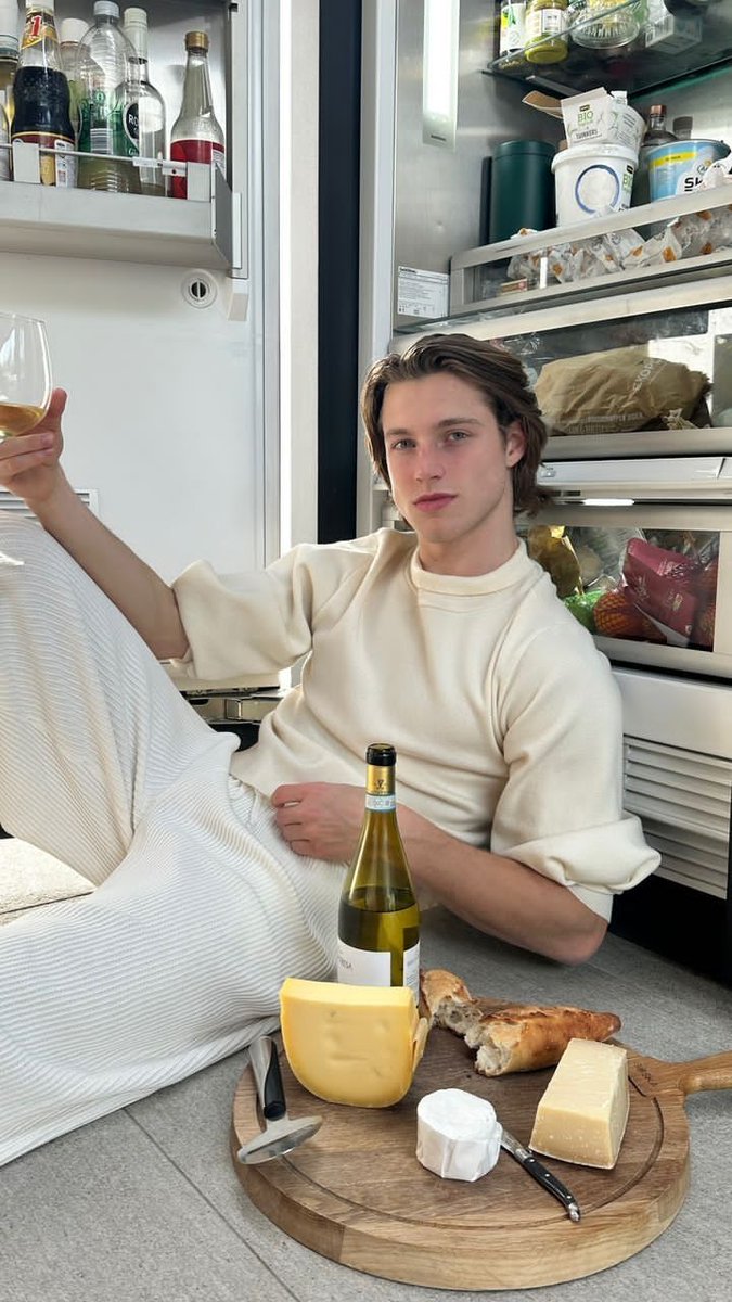 N O R T H tweet media