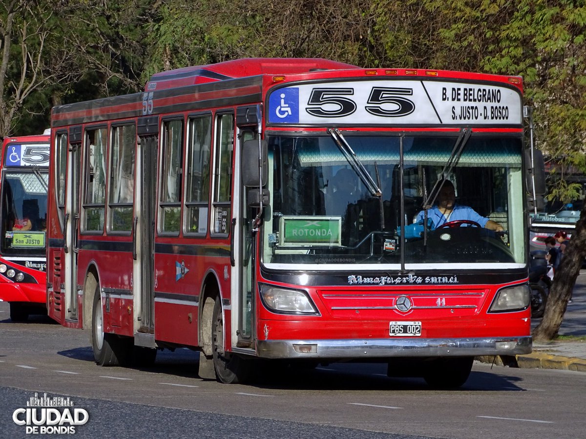 CiudadDeBondis's tweet photo. EL 55, AFUERA DE PLAZA ITALIA
Desde el Viernes 13/02, la #Linea55 cambia su recorrido en Palermo para agilizar tiempos.
Mano a Provincia abandona Plaza Italia e ira por fuera del #Metrobus y así doblar directo de Av. Santa Fe a Thames.
Mano a Barrancas irá derecho por Godoy Cruz https://t.co/m8kswm2TgC