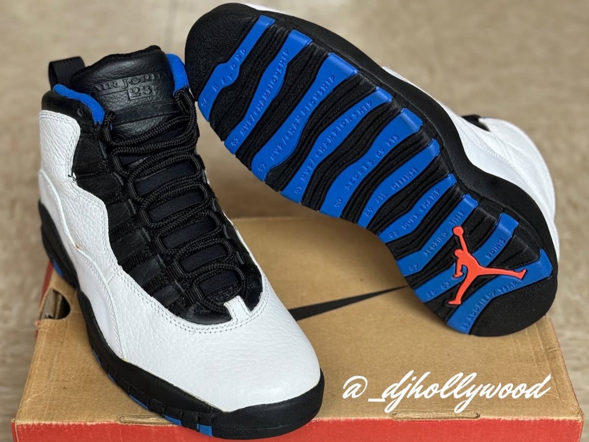 zSneakerHeadz tweet media