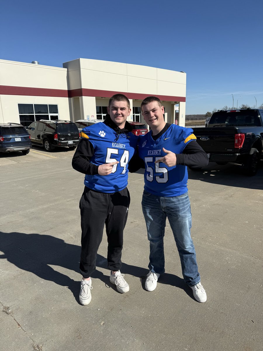 Irwinhunter70's tweet photo. Your Kearney Bearcat Shrine Bowl representatives! @FuquaHayden55 @zach_wulf54 @KHSbearcatFB https://t.co/ANZcQfZLXY