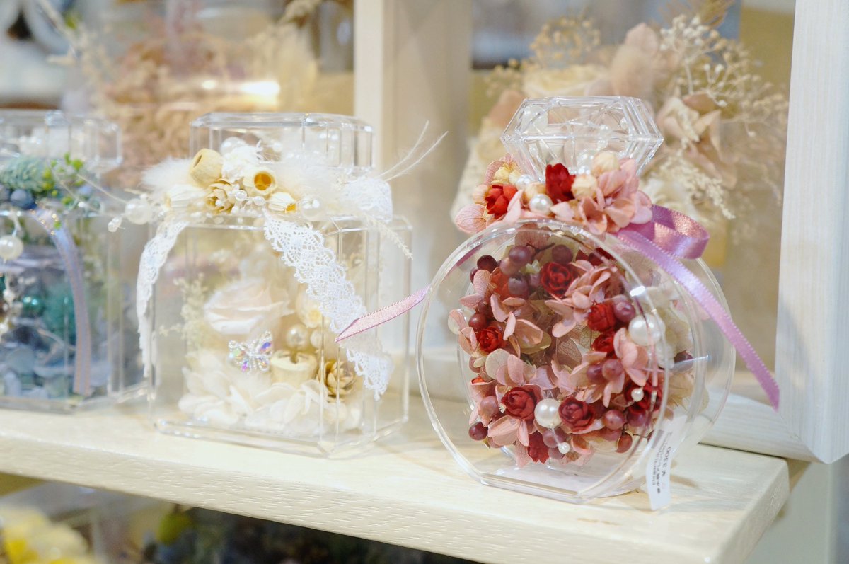 大阪守口市のハンドメイド雑貨店🌿 約60名の作家さんの作品が並ぶ