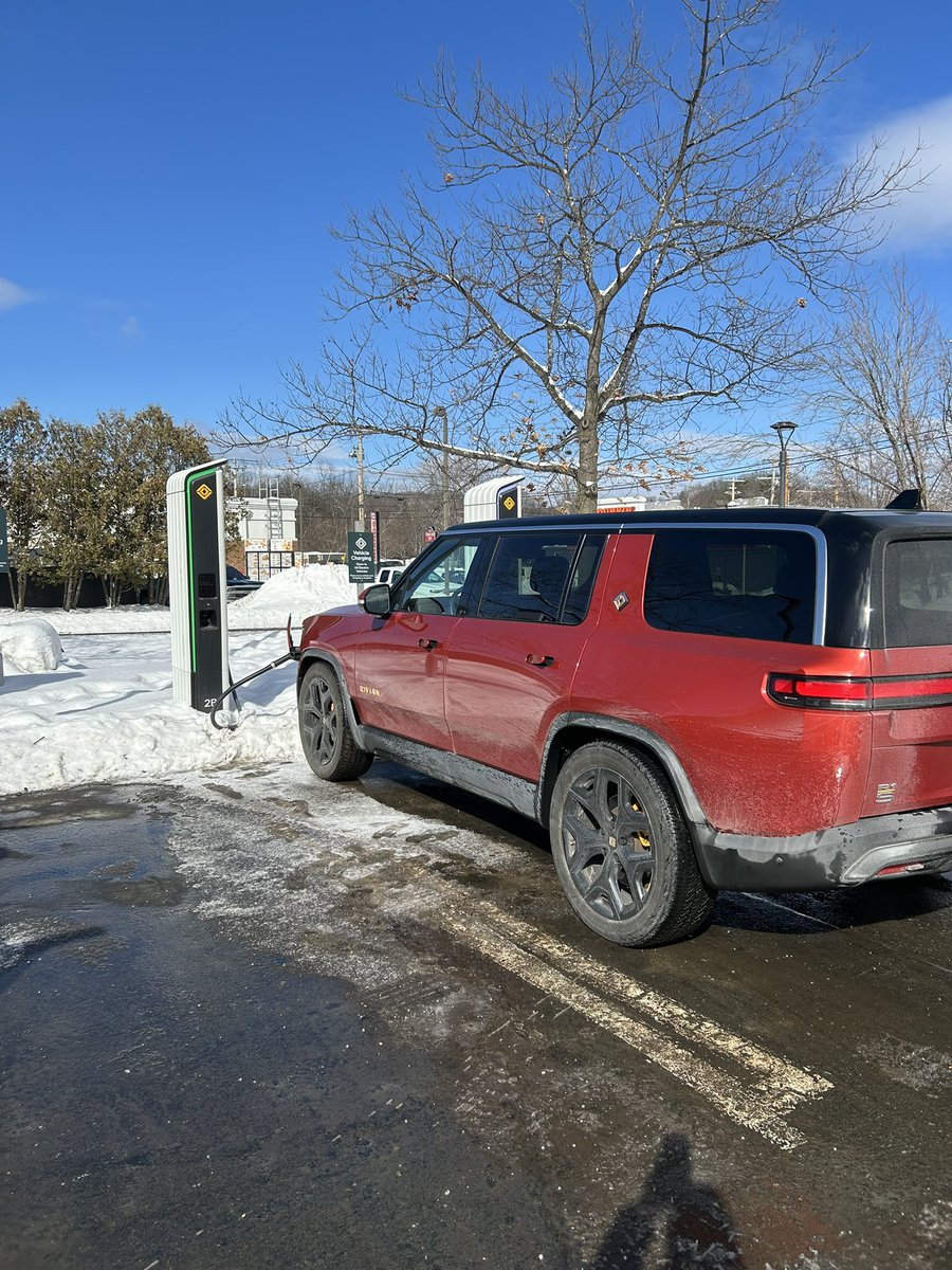 BMLucchesi's tweet photo. @Rivian Finally got to utilize some of the charging locations in the Northeast. R1S was amazing taking the family up to Montreal from Rhode Island and back for a hockey tournament this weekend. https://t.co/oWnhKoXdjc