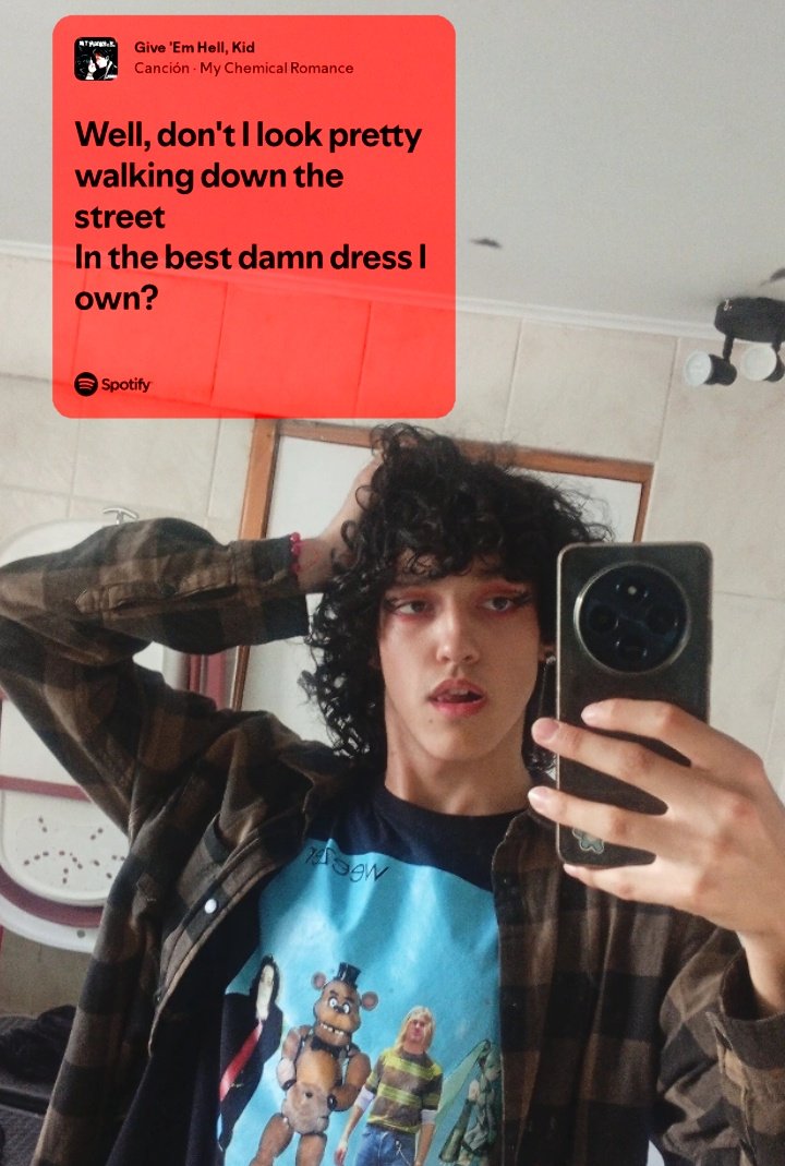 CLAWI. (she/her) 💿💥 tweet media