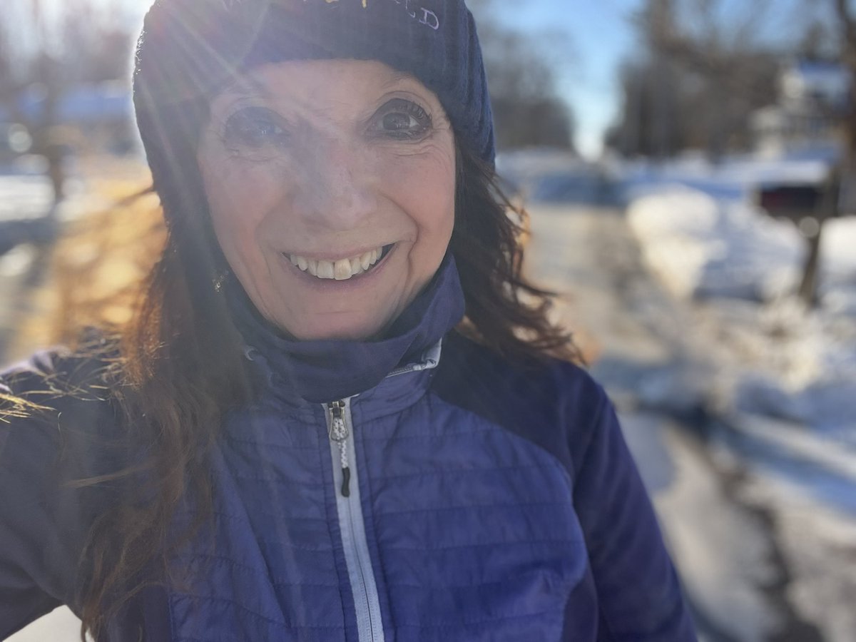 MarionSyversen's tweet photo. A very busy weekend and upcoming week. But Monday is particularly crazy. So I did tomorrow’s workout today. Oh! And Mort on the treadmill 💪🏻 #noexcuses #sortof #ifnanaandgrandpacandoit https://t.co/2IesxzLW9G