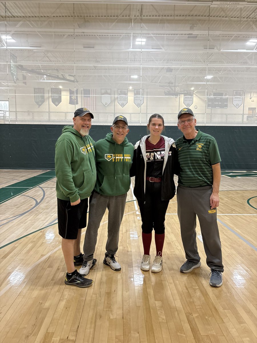 ASheaffer_2027's tweet photo. Thank you @MarywoodSB for hosting a great camp. I enjoyed getting to be back on campus and with the team today! @jondonbut https://t.co/HKfI2Z19b8