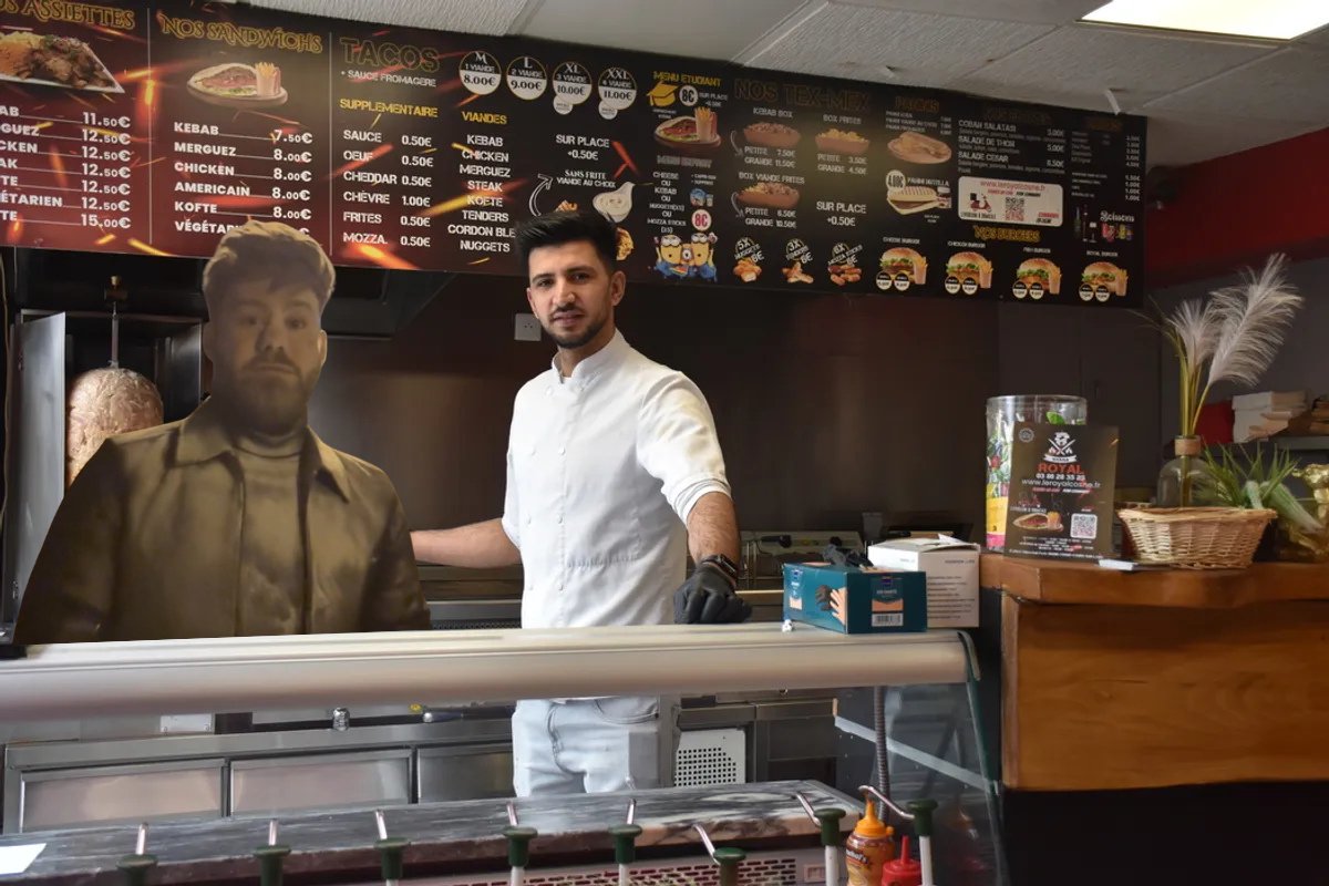 Alouyyys's tweet photo. @JordanFlrtn Retourne préparer des kebab dans le 93 plutôt que de propager ta haine https://t.co/p6ITyaNfX6