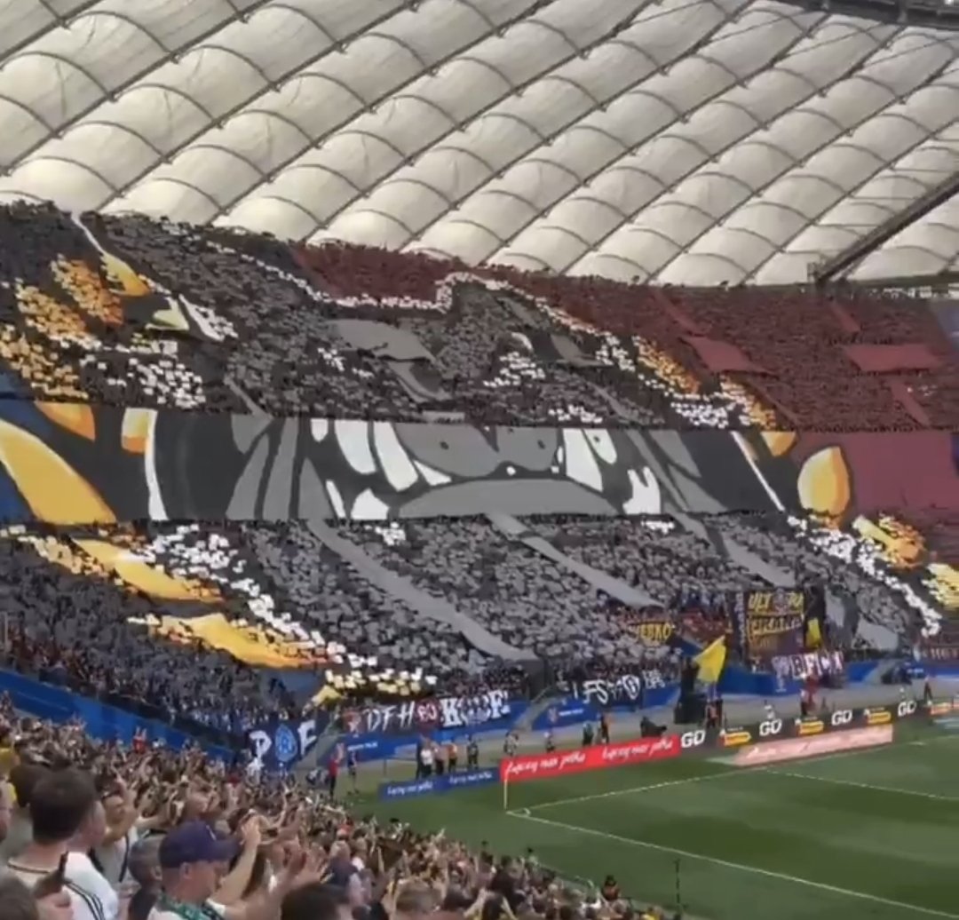 زاوية الملاعب ⛳️🏟 tweet media