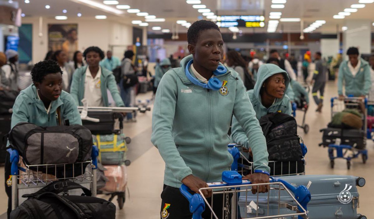 Good evening, Ghana! Our Black Princesses are back home safely🙏🇬🇭

#StrongerTogether💪🏽 
#ShineBlackPrincesses✨
#BringBackTheLove 🥰
