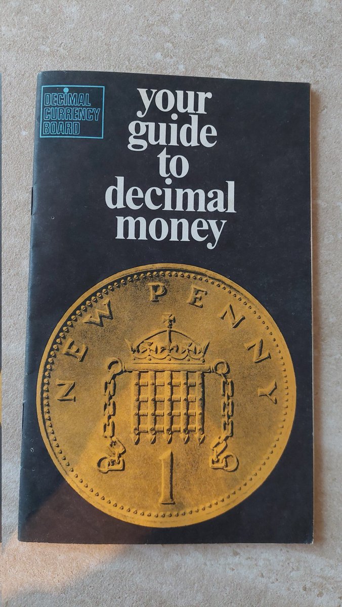 Dickieboy5's tweet photo. @archivetvmus71 I still have the guide book for it.. https://t.co/qtq5mIDuQ9