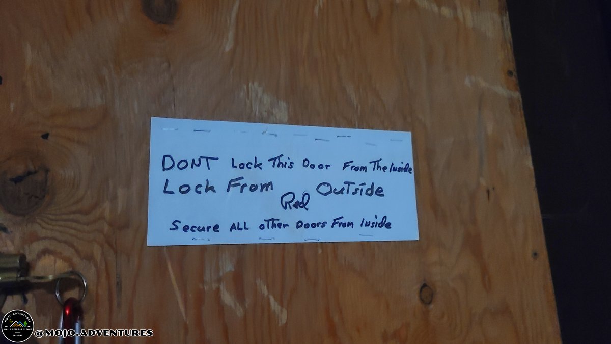 MojoAdventure's tweet photo. Inside the Goldfield Hotel you can still see the luxurious red carpeted steps, an original safe, and a handwritten note from Red (the previous owner/caretaker) stapled to the door... 

#history #nevada #explore #adventure #outdoors https://t.co/QvvqKXAhhd