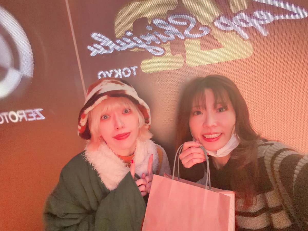 新曲リリース予約開始🥀
✎﹏﹏﹏﹏﹏﹏﹏﹏﹏﹏﹏﹏﹏

『告ぐ』のご予約が始まりましたわ🎪
ご予約をすると22日にご自身のアカウントに
曲がその日にダウンロードされるという
画期的なシステムとなっております！
ぜひとも皆様今のうちに予約をお願いいたします🥀
22日release
『告ぐ』