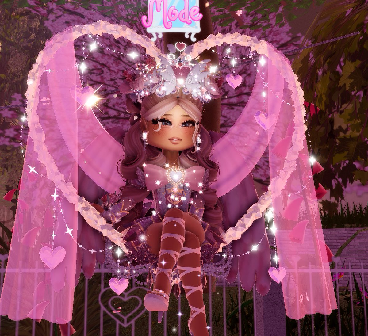 I am so excited to own this item! Whether its made tradable or not, I will be keeping mine 🥰 #royalehigh