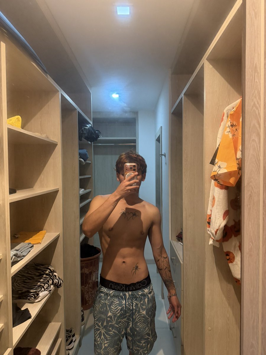 luisilloo20's tweet photo. Nueva colabmcok el primo😋🔥#rt #chudai @M_primoss https://t.co/iP2fcbMEJa