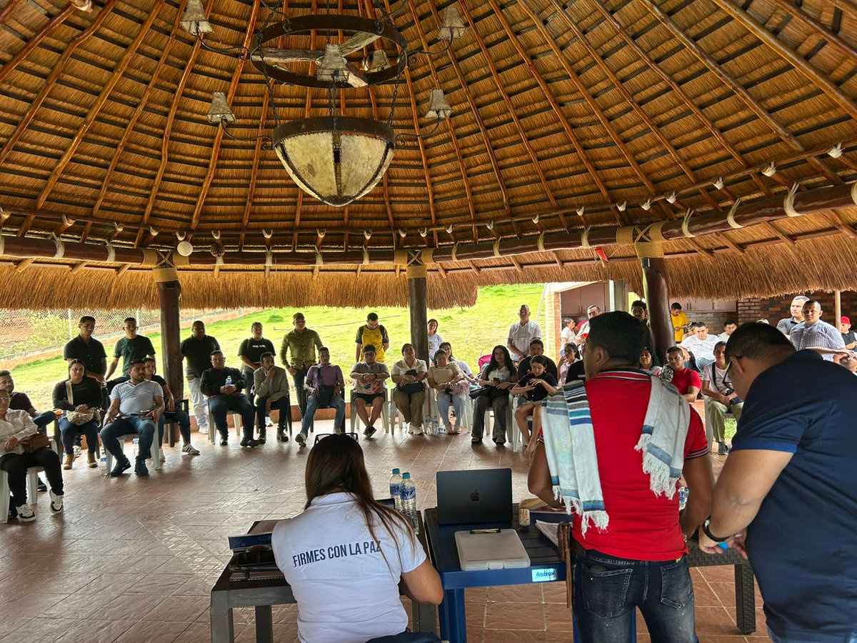 sintrasepaz's tweet photo. Tercera Asamblea de la Subdirectiva Norte de Santander.
Nuestros esfuerzos por la paz, la organización y la lucha por derechos siguen dando frutos.
En unidad defenderemos el salario vital y las garantías de seguridad y el trabajo pactado en el Acuerdo de Paz. https://t.co/tC3GJFAGU5