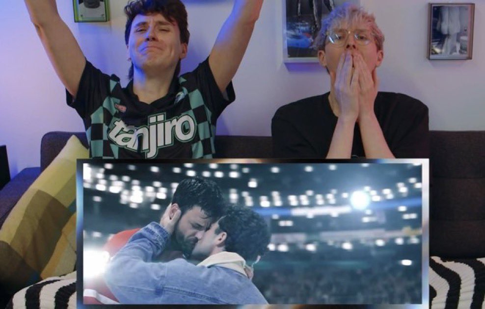 this is the most beautiful screenshot in history