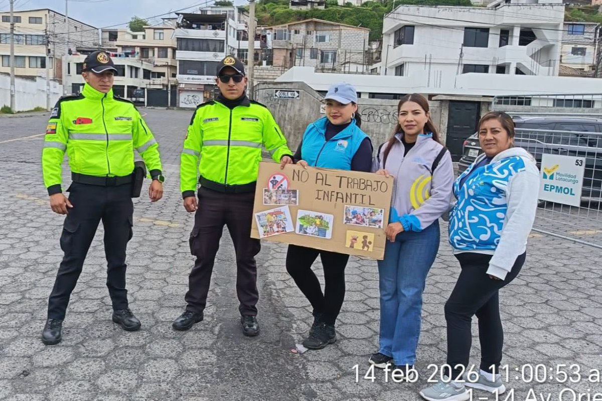 📍#Cotopaxi| En Latacunga, realizamos patrullajes de control, abordajes preventivos y de observación por el feriado de carnaval 2026.  En el marco del proyecto Erradicación del Trabajo Infantil y Erradicación Progresiva de la Mendicidad. 
#MDHenTerritorio
#ElNuevoEcuadorCumple