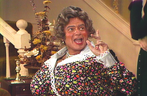 ClassicMovieHub's tweet photo. "That's Hedley!"
Born February 15, in 1927, Harvey Korman.
Over 100 roles including Blazing Saddles, High Anxiety, History of the World Part 1, The Curse of the Pink Panther, The April Fools, The Flintstones, lots of TV - & of course Mama's Family and The Carol Burnett Show! 
Did You Know? He was the voice of The Great Gazoo on The Flintstones :)
#botd
