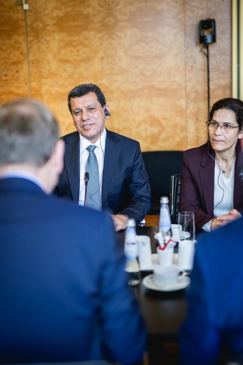 Der kurdische Freiheitskampf wurde immer wieder blutig niedergeschlagen – und doch sind Kurd*innen immer wieder aufgestanden. 
Dass General <a href="/MazloumAbdi/">Mazloum Abdî مظلوم عبدي</a> und <a href="/ElhamAhmadSDC/">Elham Ahmad</a> heute auf der #MSC2026 sind, ist Ergebnis dieses Kampfes. Erkämpft mit Mut, Schmerz und großen Opfern.