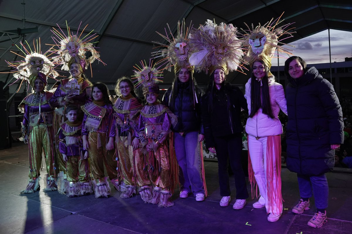 AytoLeganes's tweet photo. 🏆 Esta tarde-noche se han entregado los PREMIOS a los mejores de un Carnaval de #Leganés que ha sido espectacular 

Comparsas Otros Municipios 
🥇 Venimos del Sagrado
🥈 Medina Azahara 
🥉 Asociación Vamos a tomar café 

Comparsas Adultos 
🥇 Peña Amarena
🥈 Casa Extremadura 
🥉 Las de Siempre

Comparsas Infantil Juvenil 
🥇 CEIP Pequeño Príncipe 
🥈 AMPA Gerardo Diego 
🥉 AMPA Andrés Segovia 

Carrozas
🥇 AMPA Andrés Segovia 
🥈 CEIP Pequeño Príncipe
🥉 Casa Extremadura 

Premio Especial del Público 
🎖️ AMPA Gerardo Diego

🎸 Y como colofón, el concierto de Un Pingüino en mi Ascensor