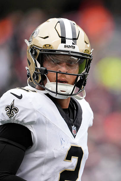 Who is the one quarterback the Minnesota Vikings should go after this offseason?

#Saints QB Spencer Rattler. 

But why should anybody listen to me as a former NFL Scout?

Cause I’ve read Minnesota’s mail when it comes to quarterbacks over the past couple years and I have all the