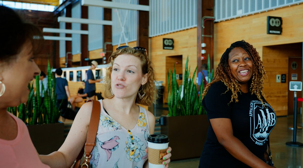 NC_By_Train's tweet photo. Just because the weekend's ending doesn't mean the vibe has to. Plan an Ale Trail by Rail weekday getaway, trust us, your mental health will thank you. N⭐C 🚆 #ATbR #ncbeer
Learn more ➡️ https://t.co/d3RrWXkNHe https://t.co/wLSw8pngnc