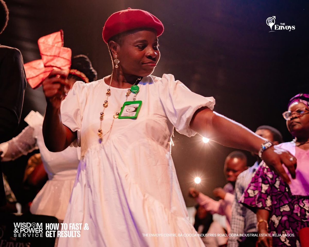 rccgtheenvoys's tweet photo. 🎼 Jesus, Jesus, Jesus 
Father, Father, Father

🎼 Spirit move over me
Spirit move over me

🎼 You’re all I want, you’re all I want
Help me know you are near

~ Living Waters Worship

#RCCGTheEnvoys
#PowerService
#YP20
#PDaniel https://t.co/Lb2ZPvtZP2