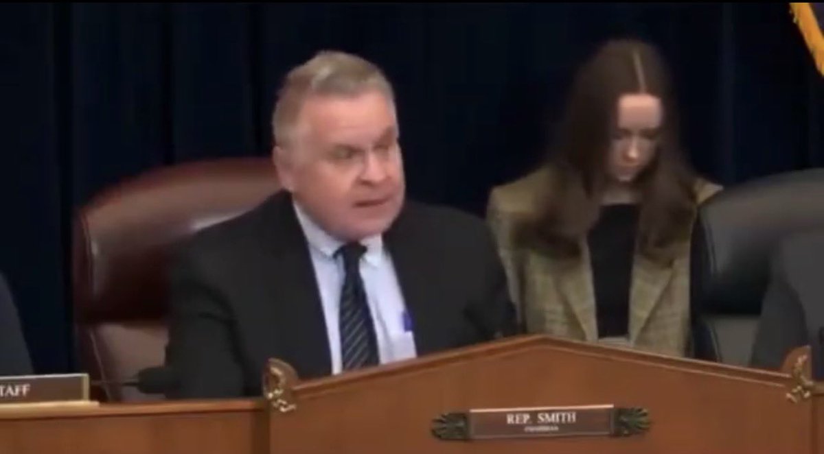 UmutesiRDC's tweet image. #Crise de l’Est : « La présence des FDLR et leur idéologie génocidaire constitue à juste titre la principale préoccupation de Kigali en matière de sécurité nationale dans l Est de la RDC »

Chris Smith chairman (président) de la House Foreign Affairs Africa Subcommittee