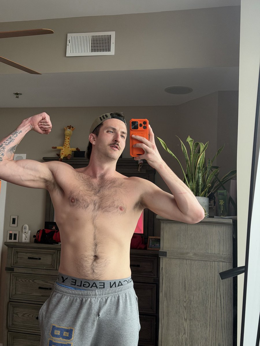 Naked Neighbor tweet media