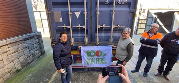 ¡Nueva carga de amor hacia Cuba! ❤️🇨🇺  
Desde Badalona, Barcelona, salió el contenedor 15 con sillas de ruedas, camas y material sanitario para hospitales de Cuba.  
La solidaridad rompe bloqueos.
#CubaNoEstáSola