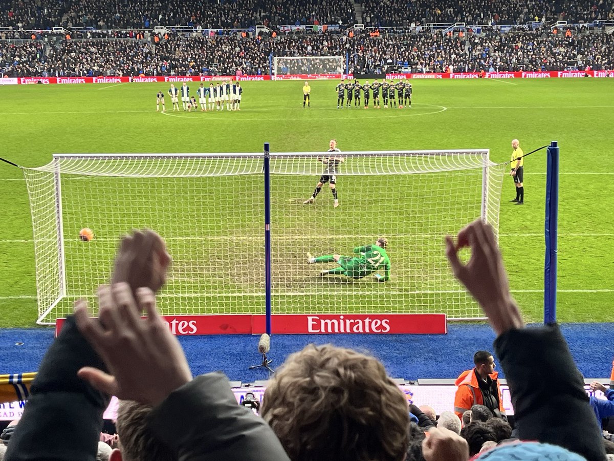haighyp's tweet photo. The magic of the FA Cup #LUFC #MOT #facup https://t.co/dRnupKNVn3