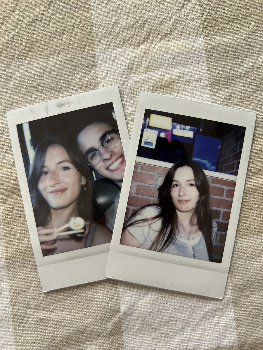 StarBound tweet media