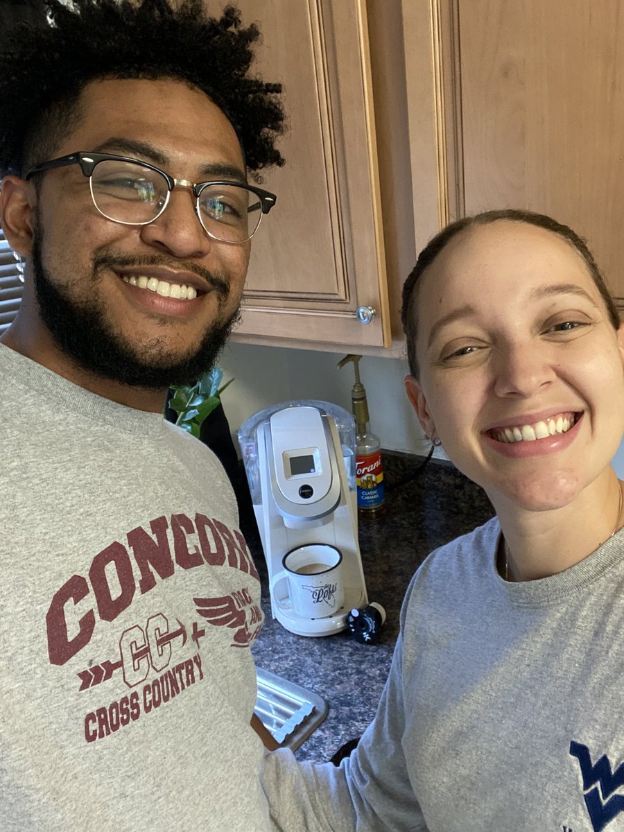 Sam4runner's tweet photo. I sold my Keurig 2.0 on Facebook Marketplace in 2022, and it led me to my fiancé! We connected over it and now we're happily planning our wedding for March. This shows that love can come from the most unexpected places—don't lose hope in finding your true love! 💖 https://t.co/rDNXifGZ2V