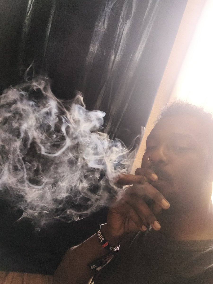 thtguyt's tweet photo. #Day444 ! Apecoin🦍
A Supporting $APE 🐸🐐 A Blesss 🤞🏾
Selfie until ApeCoin hits a all-time high
🤞🏾🫡 #yuga @apecoin Blessings 🐒ApE https://t.co/AyzxgkuupU