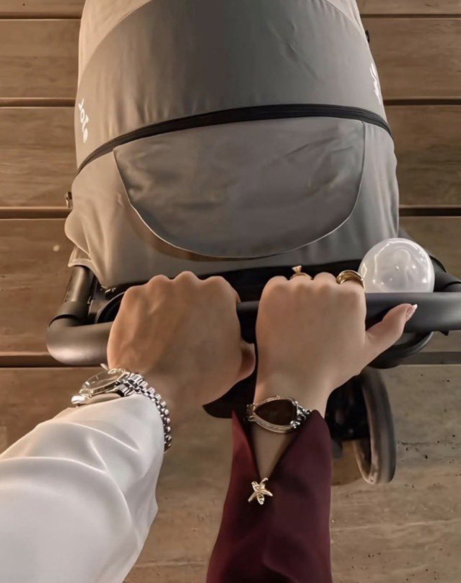 twetsfyp's tweet image. One day