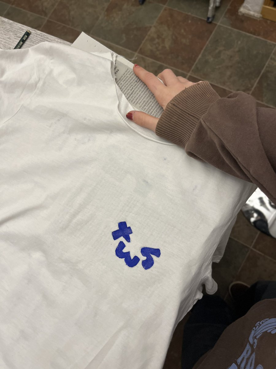 aleechus's tweet image. hoonhoonz t-shirts !!! :3 #tws