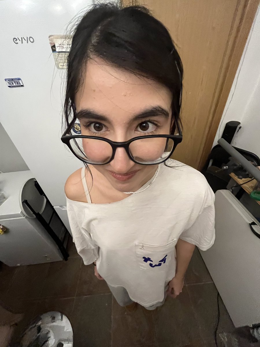 aleechus's tweet image. hoonhoonz t-shirts !!! :3 #tws