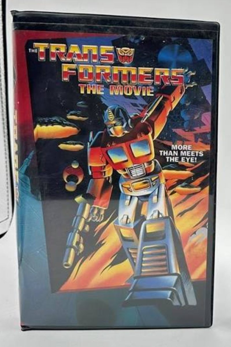 Me during Beast Wars Era:
"I miss the old Transformers."

Sci-Fi Channel starts playing only season 3 of G1 on repeat.

Me: "I miss SEASONS 1 AND 2 of the old Transformers!"

Begged my parents to just buy me the movie on VHS later that year.