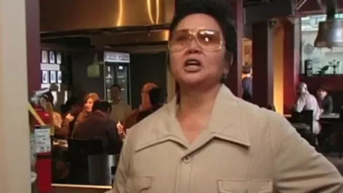 How the hell does one go to prison and then turn into Mr. Kim from Always Sunny? That’s not Ghislaine Maxwell.