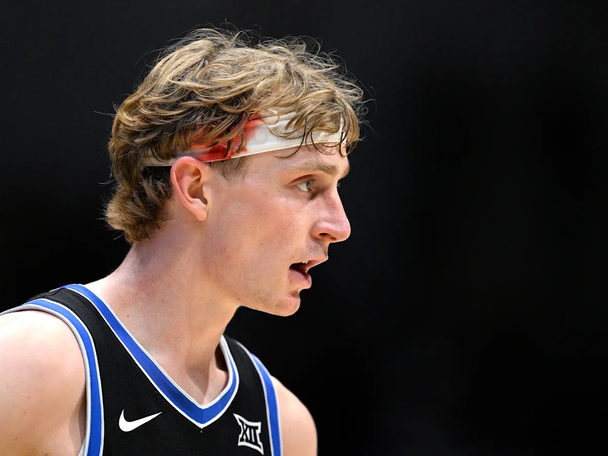 Richie Saunders is one of the greatest players in BYU history. 

-Led BYU to Sweet 16
-All Big 12 Player
-4-year player
-Turned down Kentucky &amp; his former coach to stay at BYU
-Opposing teams hated playing him because he plays so hard
-A+ ambassador for the school &amp; Church