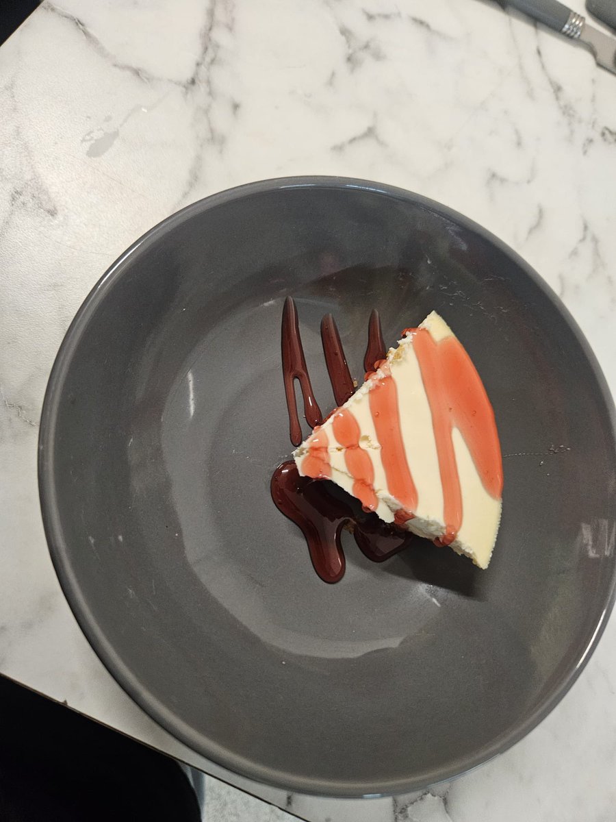 Our wonderful Yellow Team served 30 guests, who braved the torrential rain tonight with a delicious meal of Jacket Potatoes with either Cheese/Beans or Tuna/Sweetcorn with Salad &amp; Garlic Bread followed by by New York Cheesecake with Strawberry Sauce. All left with take-aways too