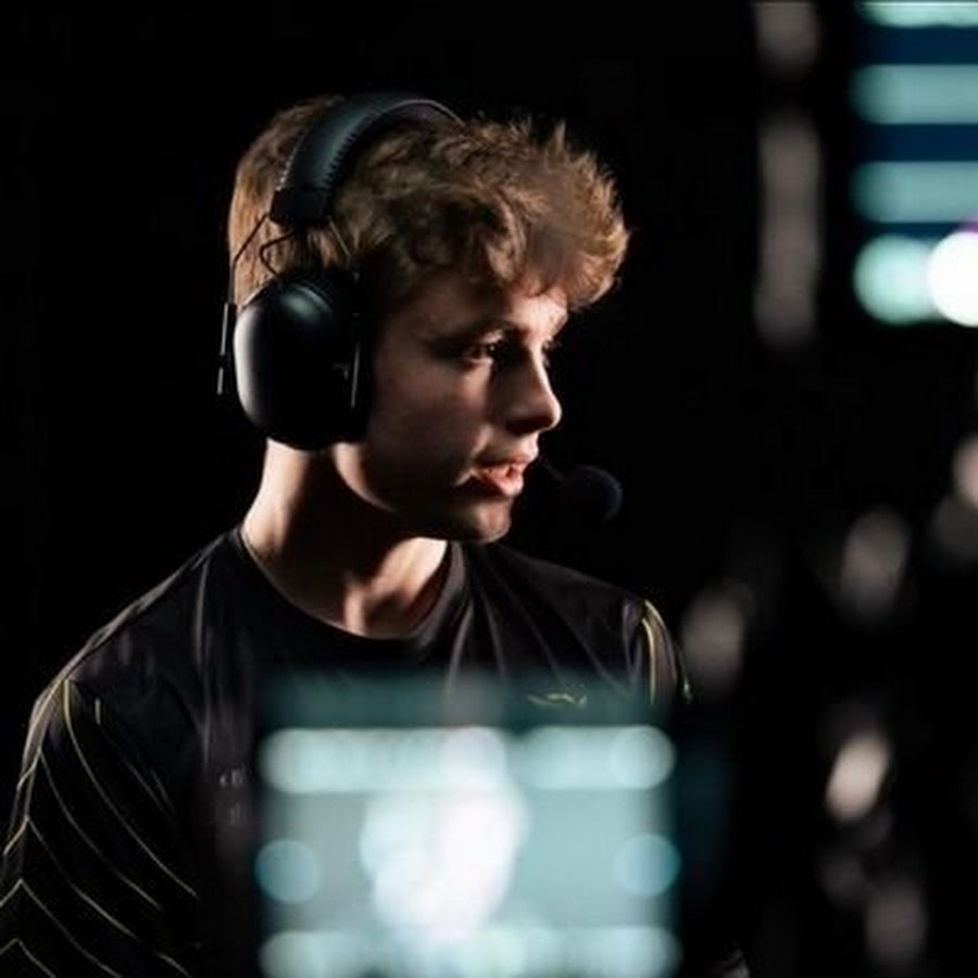 Excel Media tweet media