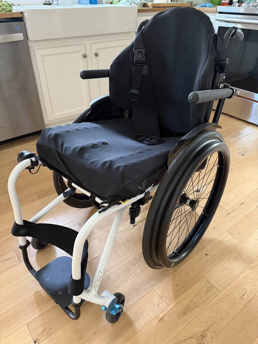 GoodTimesWithScar tweet media