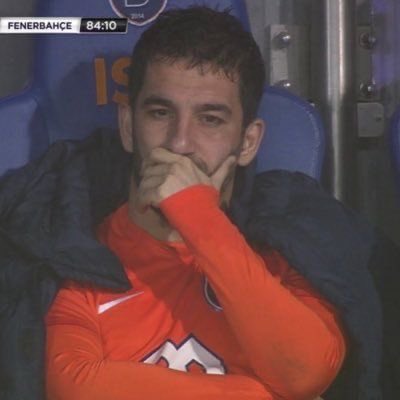 Bi yüz kişiyi takipten çıkarmış görünce şöyle olduk