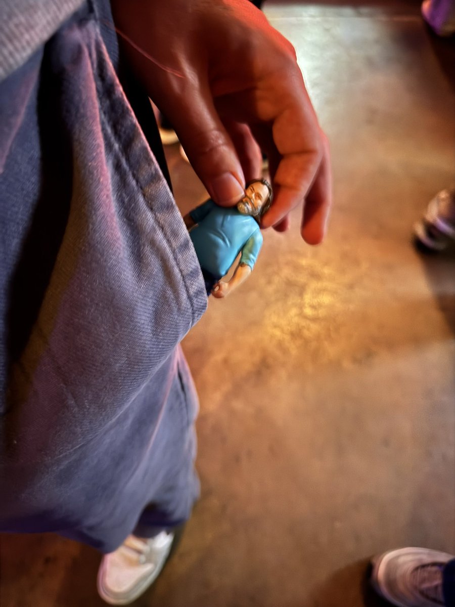 sirivey_'s tweet photo. As a child I yearned for the bar https://t.co/EYL3TafOjI
