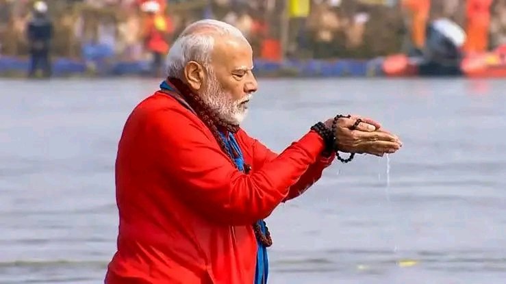AMBUJMISHR50950's tweet photo. वो आए थे माँ गंगा का लाल बनकर
और रह गए अंबेडकर के …..बनकर 🫠
#INDvPAK #PAKvIND
#UGC_RollBack #Justice_For_रूचि_तिवारी #UGC_काला_कानून_वापस_लो #UGCExposedModi #modi_job_do #Mahashivratri #शंकराचार्य https://t.co/FcVeO2kE6V