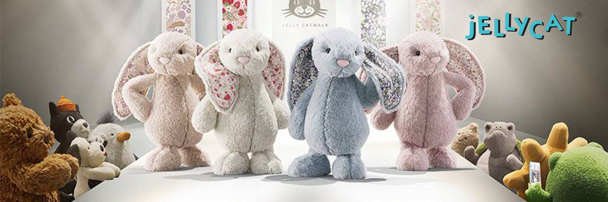 I’ve been seeing Jellycat plushies all over my social feeds lately and honestly couldn’t believe how big it’s become.

Dumpling plushies peaked at 1.5M and are sitting around 400K now so I did some digging 👀

Turns out global searches and views for Jellycat are way bigger than