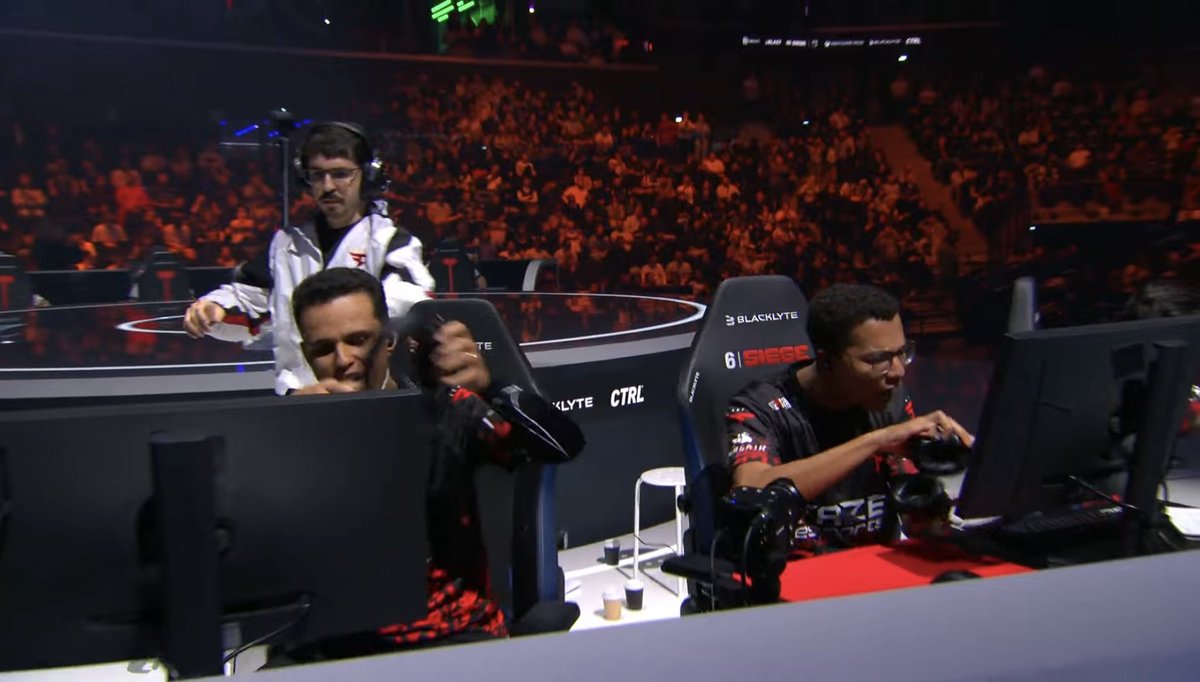 R6 images that precede unfortunate events (@r6events) on Twitter photo 