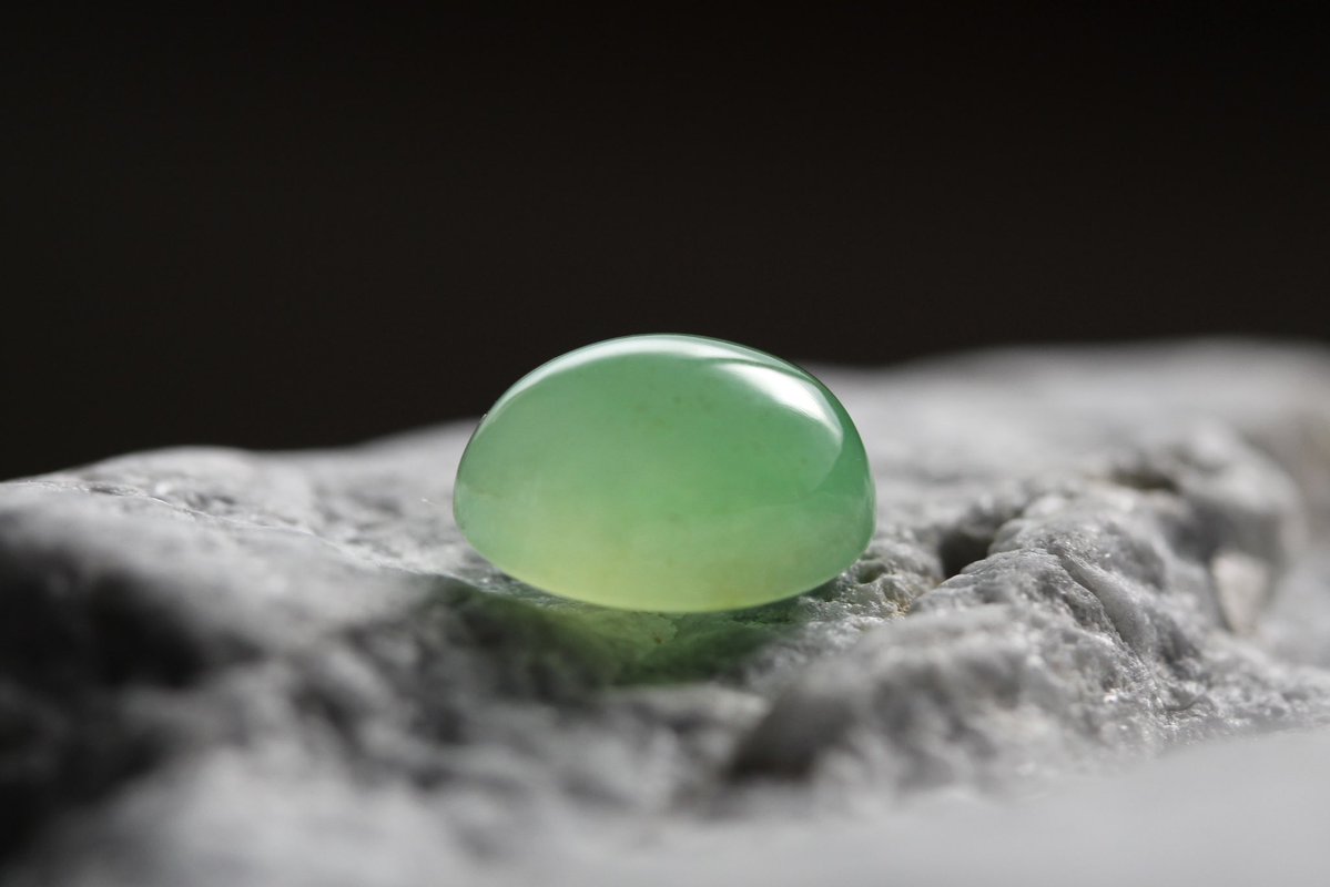 翡翠 ひすい ほのかに輝く✨